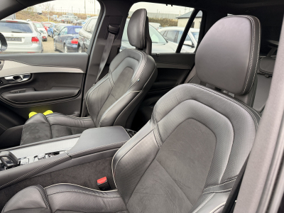 Volvo XC90 B5 AWD 235 R Design