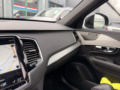 Volvo XC90 B5 AWD 235 R Design