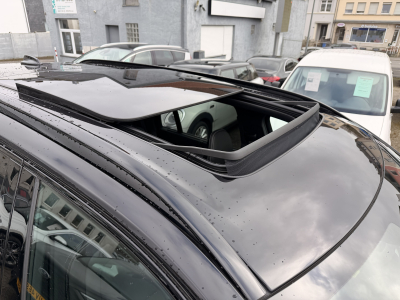 Volvo XC90 B5 AWD 235 R Design