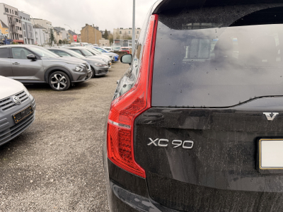 Volvo XC90 B5 AWD 235 R Design