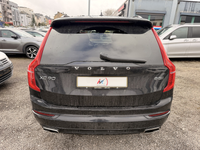 Volvo XC90 B5 AWD 235 R Design