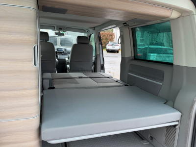 Volkswagen T5 California T5 California/DSG/KÜCHE/STÜHLE/NAVI/