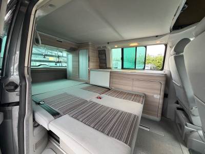 Volkswagen T5 California T5 California/DSG/KÜCHE/STÜHLE/NAVI/