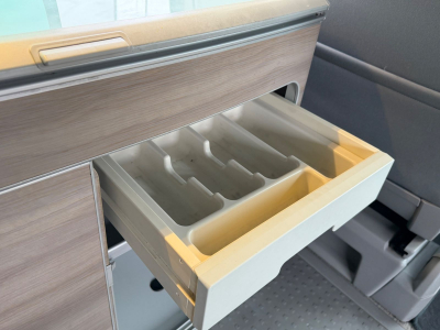 Volkswagen T5 California T5 California/DSG/KÜCHE/STÜHLE/NAVI/