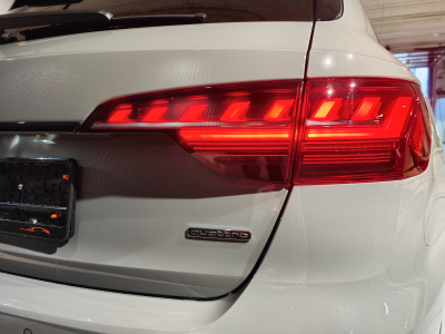 Audi A4 40 TDI QUATTRO S-LINE S-TRONIC CUIR CARPLAY MATRIX