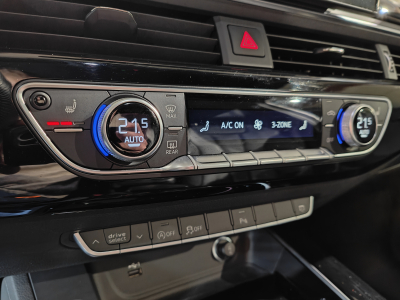 Audi A4 40 TDI QUATTRO S-LINE S-TRONIC CUIR CARPLAY MATRIX