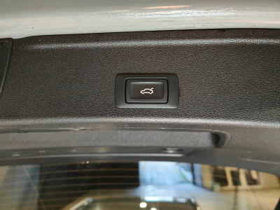 Audi A4 40 TDI QUATTRO S-LINE S-TRONIC CUIR CARPLAY MATRIX