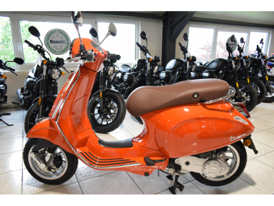 Vespa Primavera 50 ORANGE PASTEL