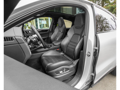 Porsche Cayenne Coupe E-Hybrid/Panorama/..