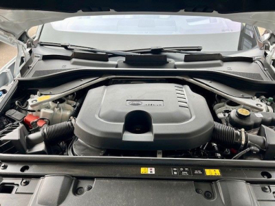 Land-Rover Range Rover D350 Autobiography  Mild-Hybrid IAHKIPanoIVOLL