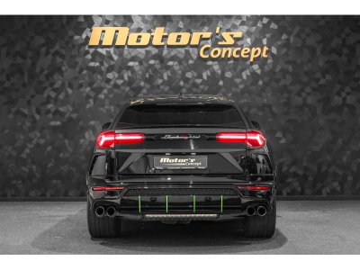 Lamborghini Urus V8 - NERO HELENE / VERDE