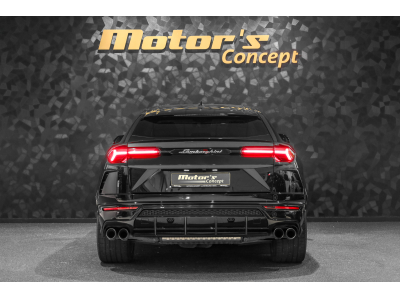 Lamborghini Urus V8 - NERO HELENE / VERDE