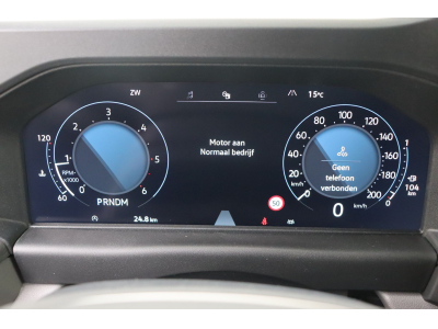 Volkswagen T7 Transporter 2.0 TDi 150 L1H1 Kamera/LED/Sitzheizung