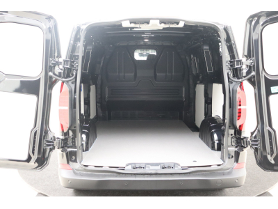 Volkswagen T7 Transporter 2.0 TDi 150 L1H1 Kamera/LED/Sitzheizung