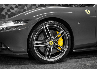 Ferrari Roma Spider - GRIGIO SCURO / FULL CARBON