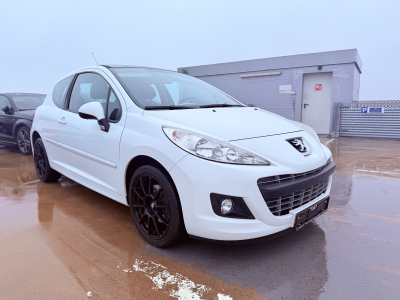 Peugeot 207 1.4 95ch Forever