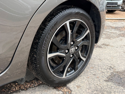 Toyota Yaris GR Yaris Hybrid TWO-TONE