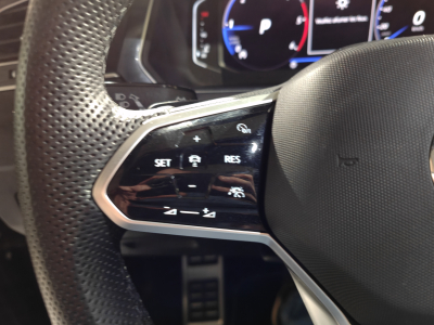 Volkswagen Tiguan Allspace 2.0 TDI R-LINE DSG 7PLACES CARPLAY TOIT OUV CUIR CAMERA ATTELAGE