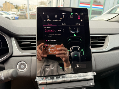 Renault Captur 1.3 Tce E-TECH 145 Hybrid Techno EDC