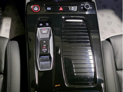 Audi S6 e-tron AVANT QUATTRO CHARGE 100KW 800V 405 KW SOFTCLOSE BANG OLUFSEN PANO CUIR NAVI 1 HAND