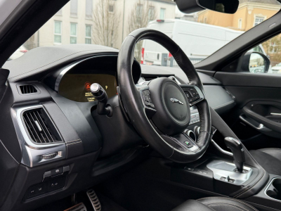 Jaguar E-Pace E-PACE R-Dynamic S AWD