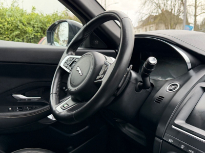 Jaguar E-Pace E-PACE R-Dynamic S AWD