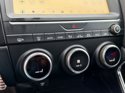 Jaguar E-Pace E-PACE R-Dynamic S AWD