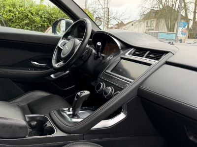 Jaguar E-Pace E-PACE R-Dynamic S AWD