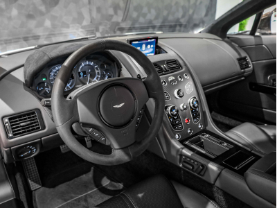 Aston Martin V8 Vantage N430 Coupé