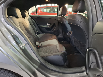 Mercedes-Benz A 180 D 116, CUIR, NAVI, CAMERA, LED, COCKPIT DIGITAL