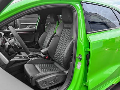 Audi RS3 AUDI RS3 Sportback 2.5 TFSI quattro/19/B.O/