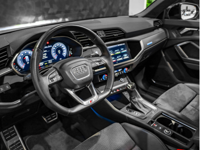 Audi Q3 QUATTRO S-LINE