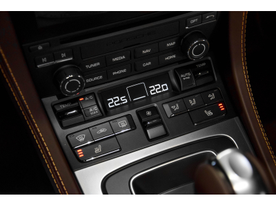 Porsche 718 Boxster 2.0 - CUIR EXPRESSO / COGNAC