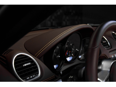 Porsche 718 Boxster 2.0 - CUIR EXPRESSO / COGNAC
