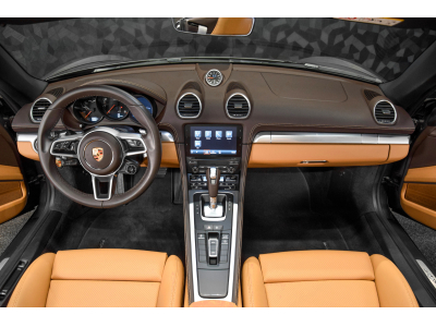 Porsche 718 Boxster 2.0 - CUIR EXPRESSO / COGNAC