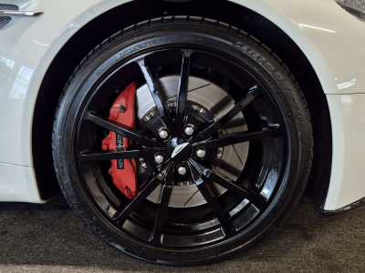 Aston Martin V8 Vantage EUROPA CARBON CUIR NAVI