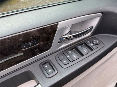 Chrysler Grand Voyager Limited 2.8 CRD Autom.