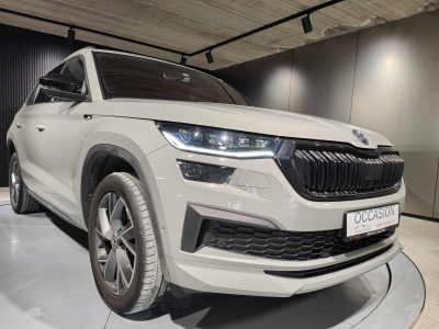 Skoda Kodiaq 2.0 TDI SPORTLINE 7PLACES CARPLAY CAMERA TOIT PANO SIEGES VOLANT CHAUFFANTS
