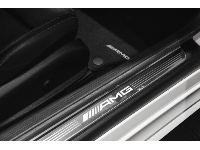 Mercedes-Benz C 63 AMG Cabriolet V8