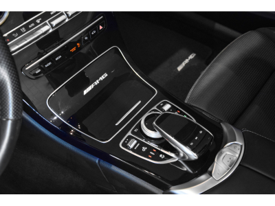 Mercedes-Benz C 63 AMG Cabriolet V8