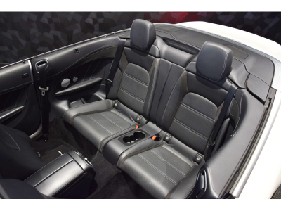 Mercedes-Benz C 63 AMG Cabriolet V8