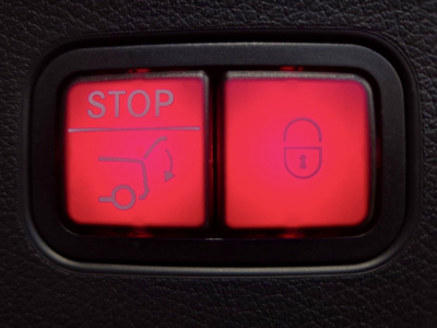 Mercedes-Benz GLC 200 4MATIC COUPE AMG LINE PANO CUIR NAVI 1 HAND