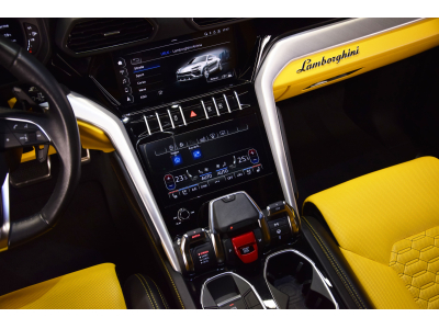 Lamborghini Urus V8 - GRIGIO KERES / GIALLO