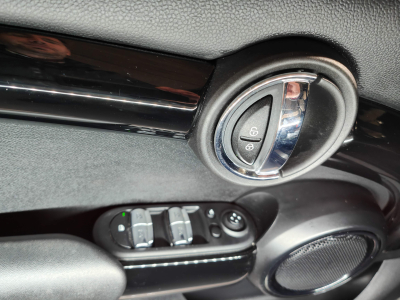 MINI Cooper 1.5 GPS CARPLAY CAMERA SIEGES CHAUFFANTS TOIT PANP