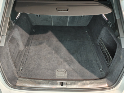 Audi A4 35 TDI S LINE GPS CAMERA CARPLAY TOIT PANO SIEGES CHAUFFANTS