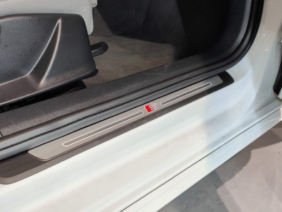 Audi A4 35 TDI S LINE GPS CAMERA CARPLAY TOIT PANO SIEGES CHAUFFANTS