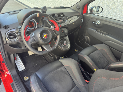 Abarth 695 TRIBUTO FERRARI /CARBON/N°1056/1199