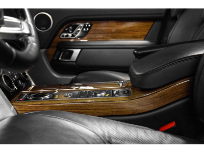 Land-Rover Range Rover Vogue SD V8 4.4