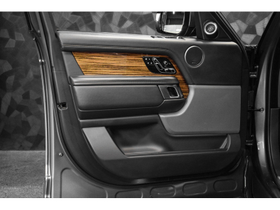 Land-Rover Range Rover Vogue SD V8 4.4