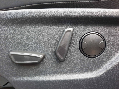 Ford Transit Custom 2.0 TDCi 170 BVA L2H1 SPORT AHK/NAVI